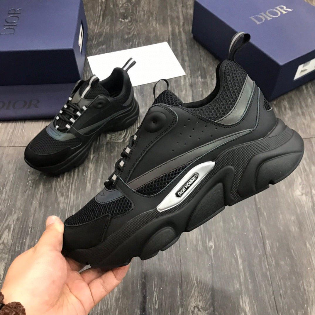 Dior B22