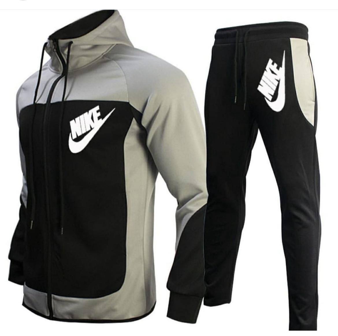 Chándal Nike (Varios Modelos)