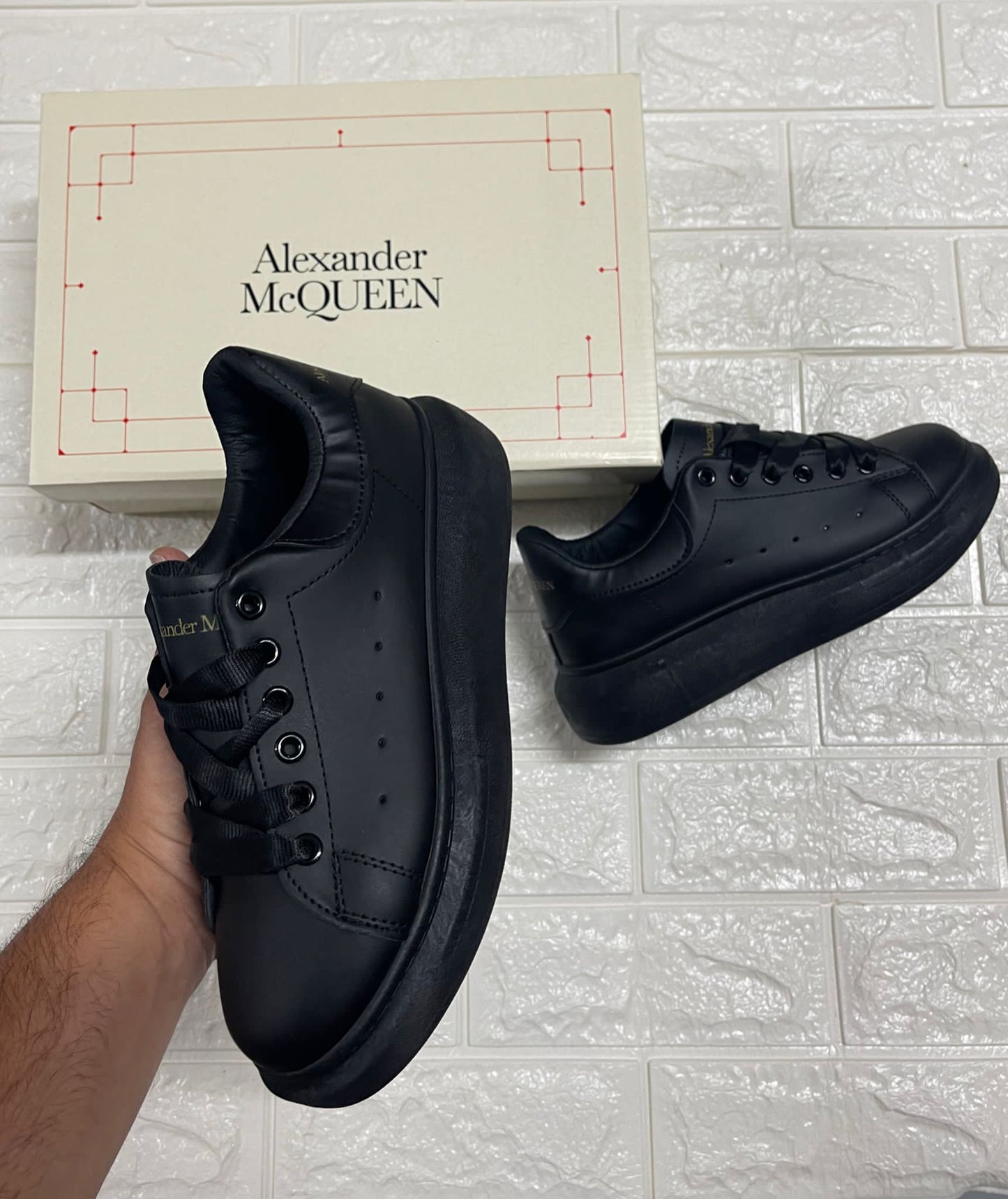 Alexander McQueen (Varios Colores)