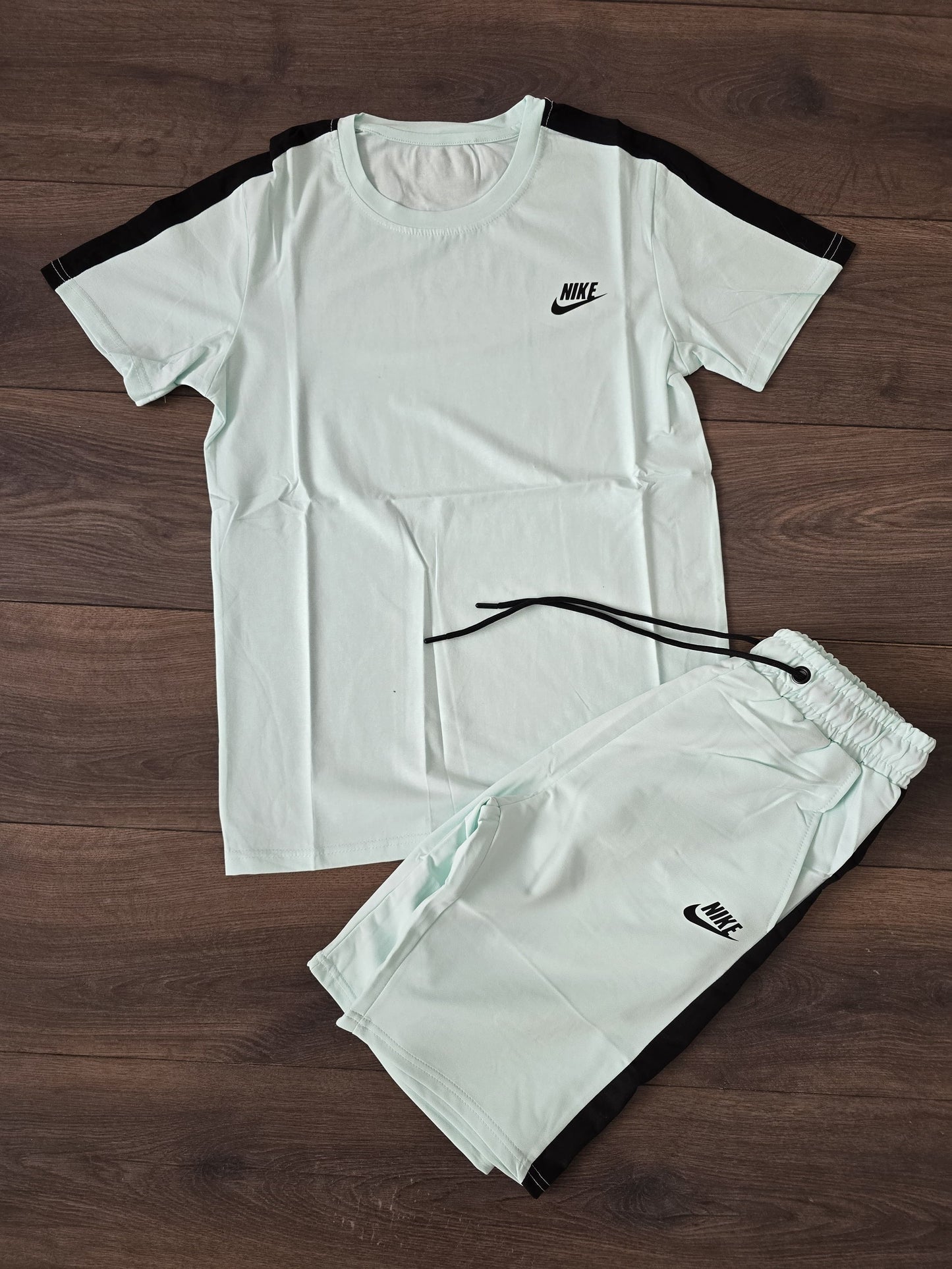 Conjuntos Cortos Nike verano
