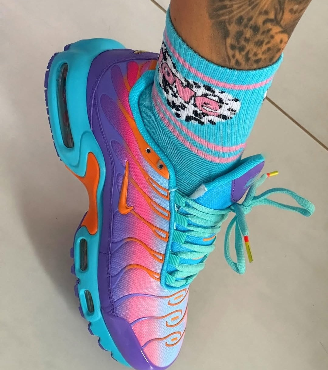 AIRMAX PLUS TN (Varios Colores)