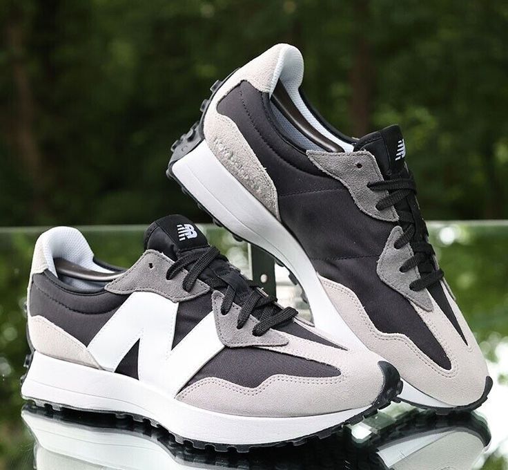New Balance 327 (Varios Colores)