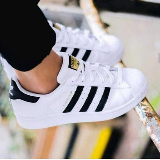 Adidas Superstar