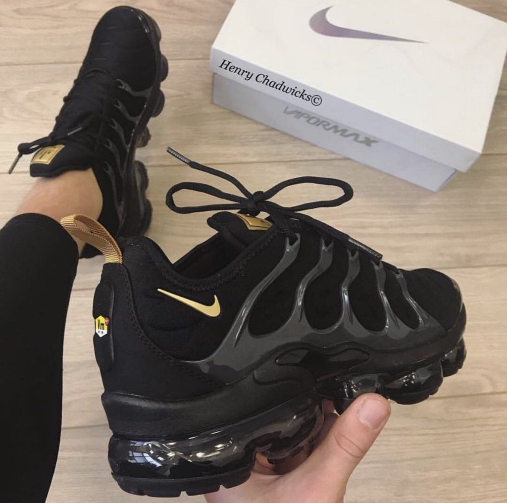 Vapormax Plus
