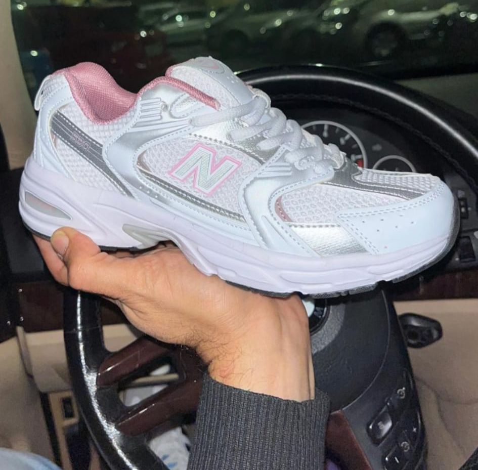 New Balance 530