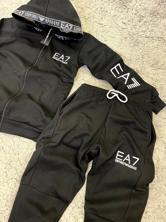 Chándal Armani EA7 (Varios Colores)