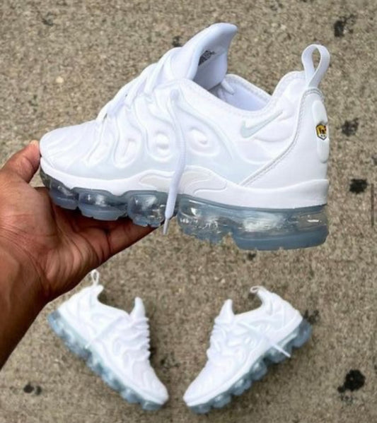 Vapormax Plus