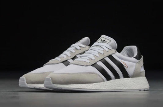 Adidas Iniki